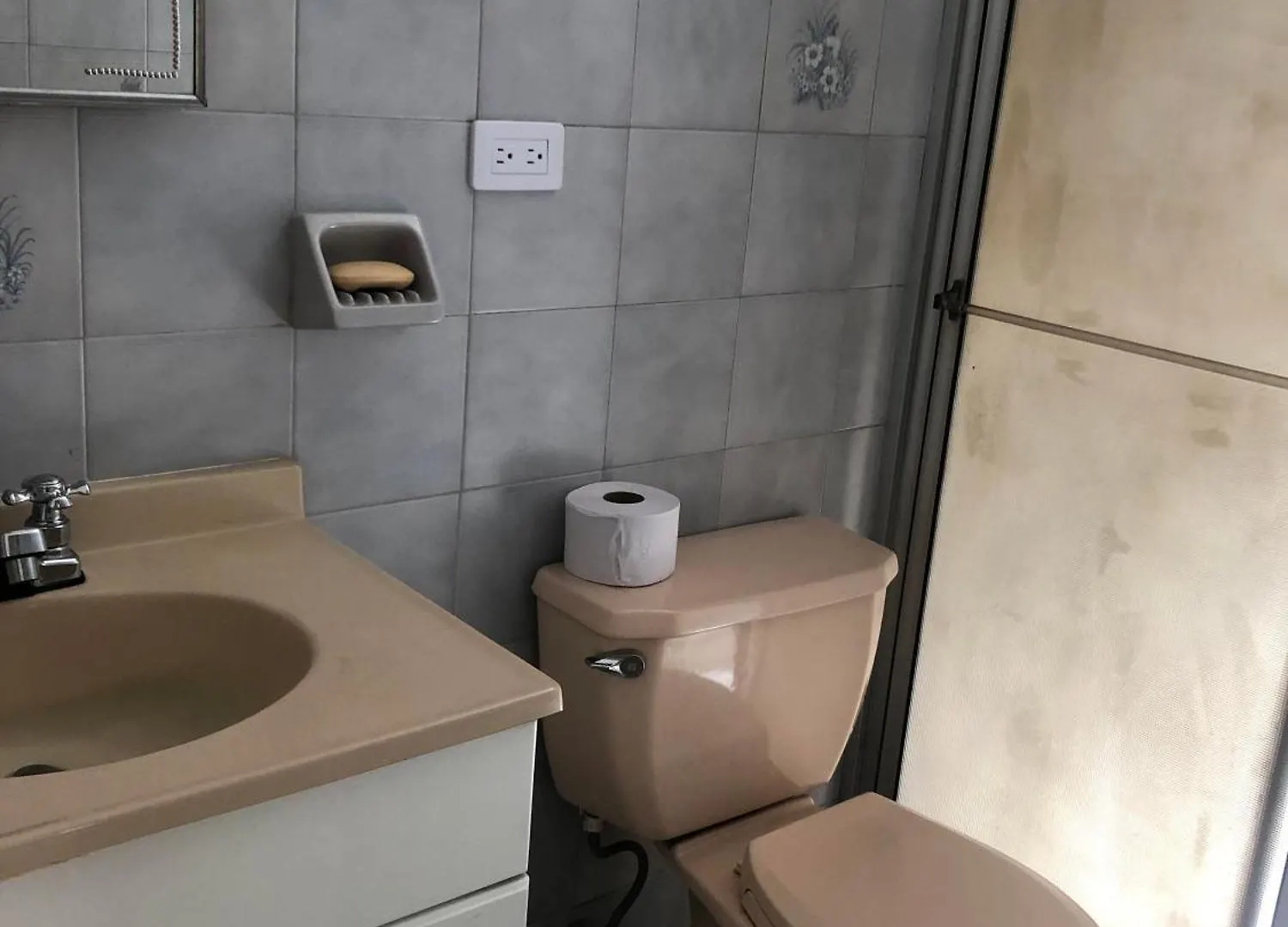 Casa Almarita - Hostal, Bar Y Restaurante Medellin 0*,  Colombia