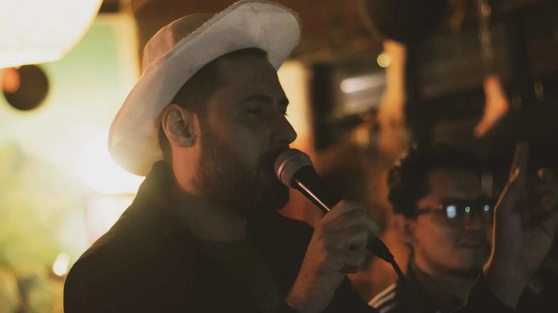 Casa Almarita - Hostal, Bar Y Restaurante Medellín Colombia
