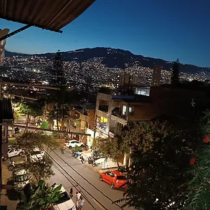 Pensión Campo Valdes Park, Medellín